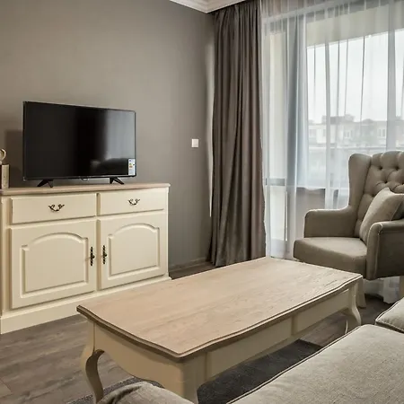 Boutique Suites *
