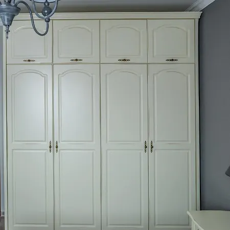 Boutique Suites Apartment *